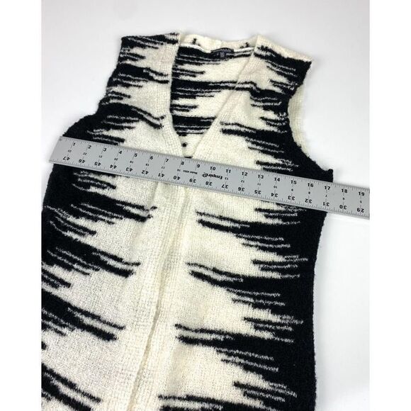 Conrad C Collection Sleeveless Print Wool Duster Womens Small Black White AZ0326 - Picture 7 of 7